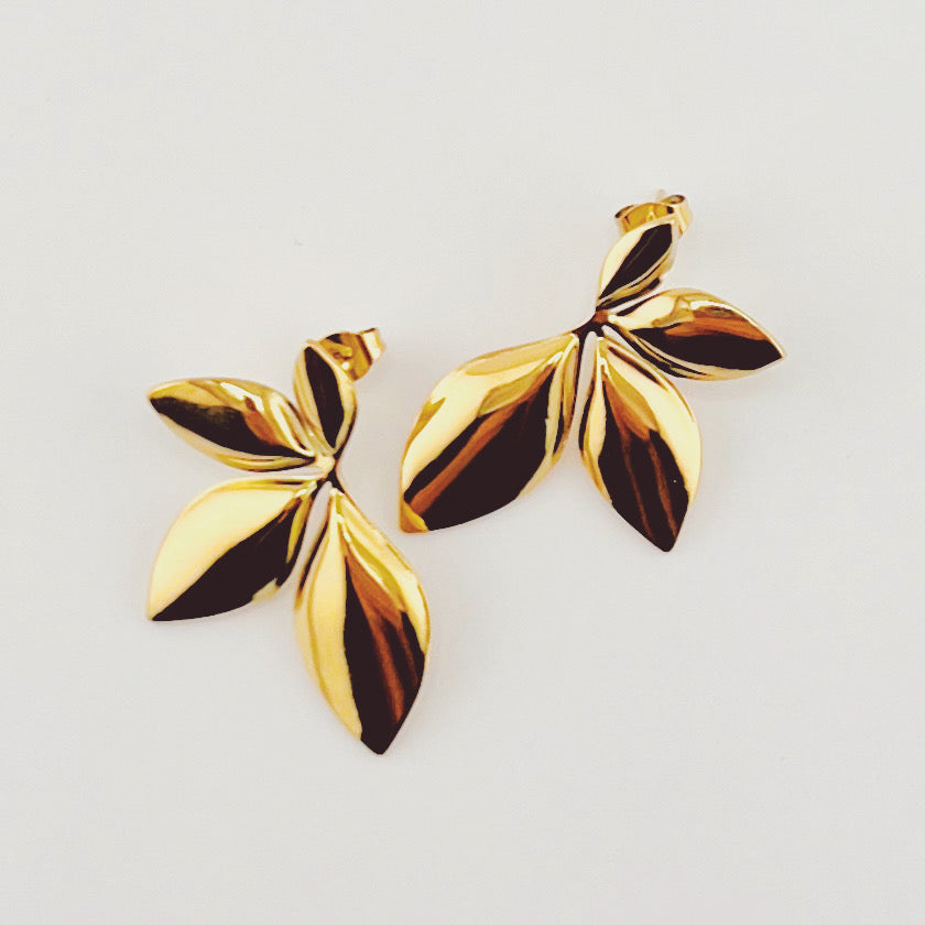 2024 Personality Flower Stud Earrings