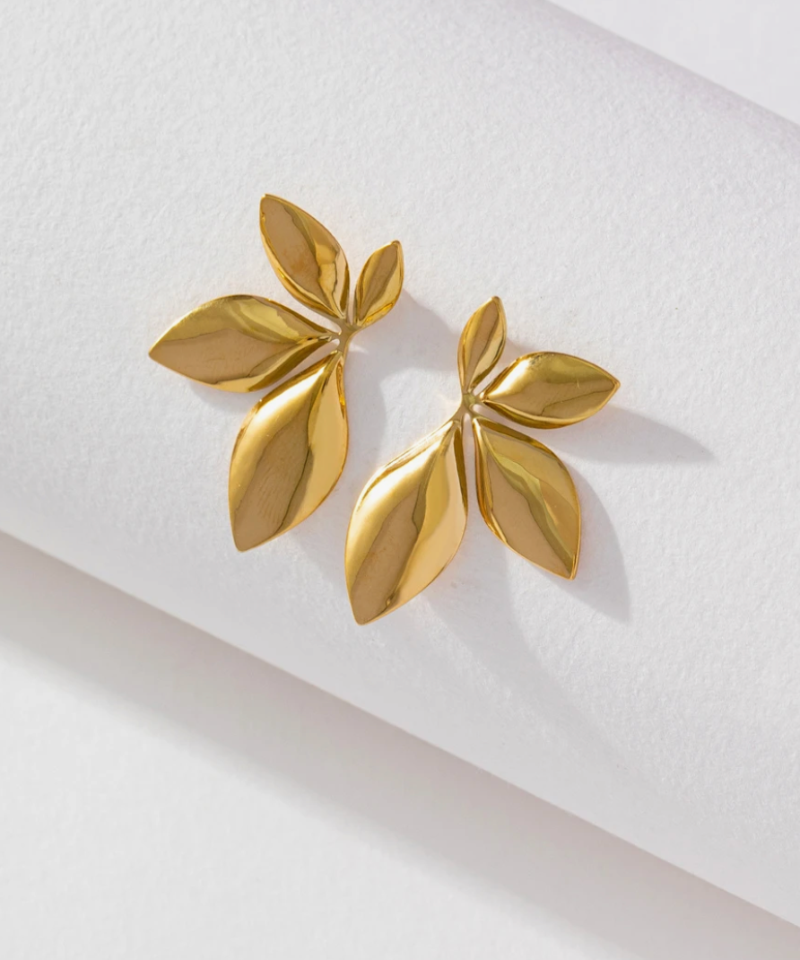 2024 Personality Flower Stud Earrings