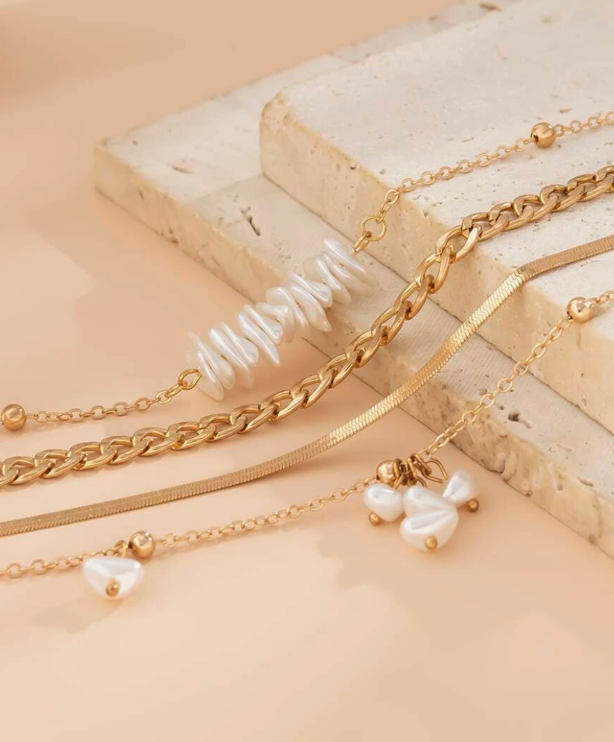 4pcs Faux Pearl Decor Necklace